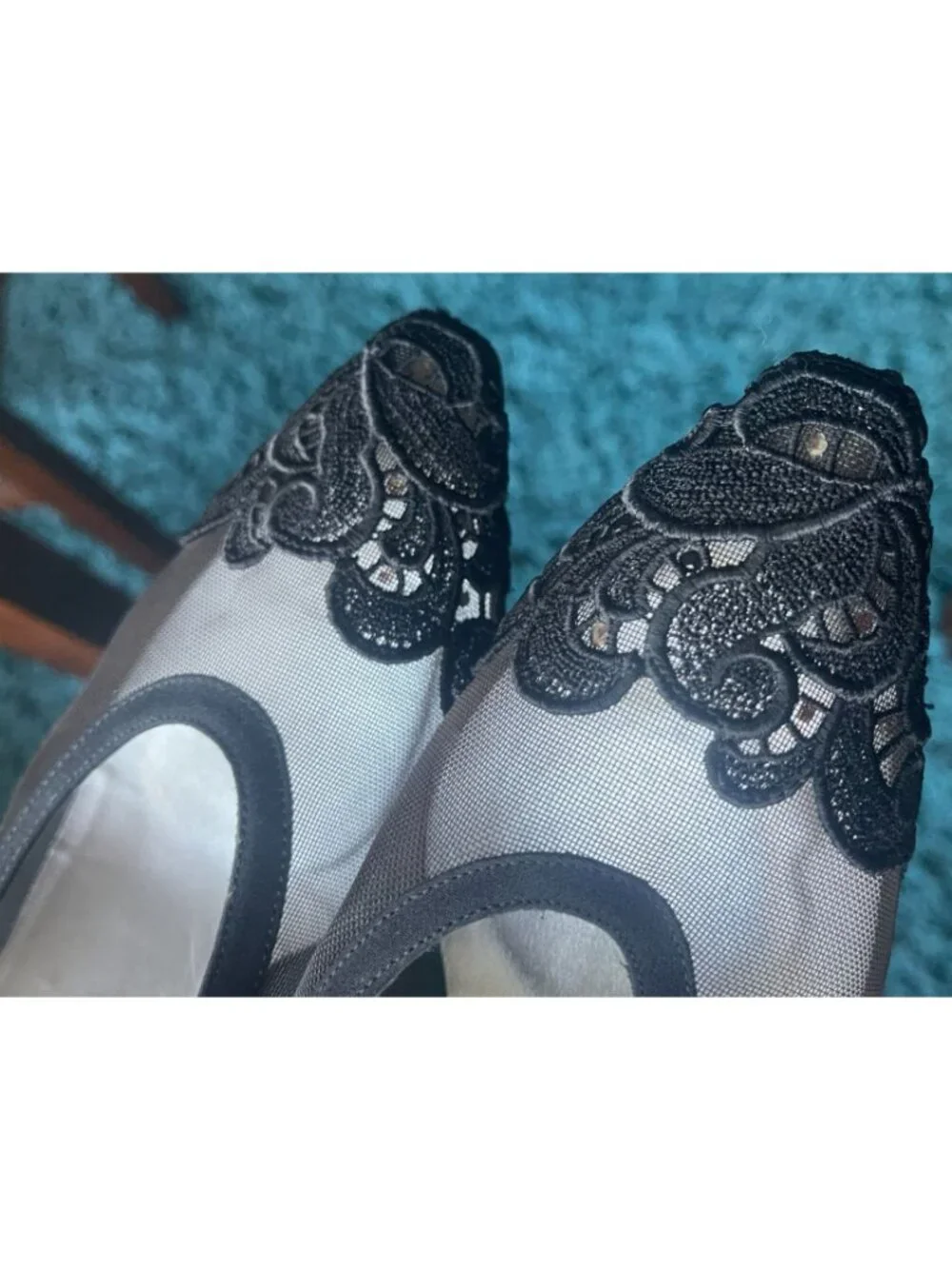 Vintage Stuart Weitzman Women's 8 Mesh Embroidered Kitten Heel Pumps Classic